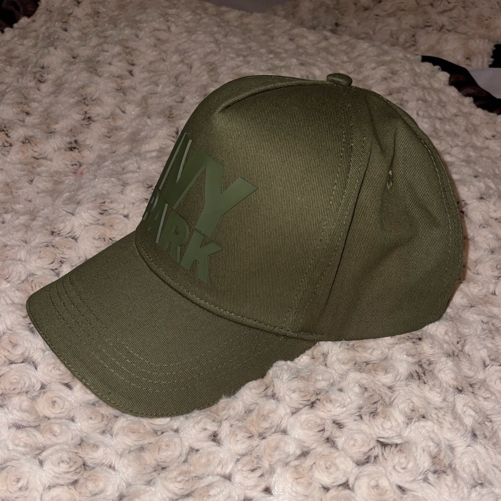 IVY PARK Baseball Army Green Cap - Picture 5 of 7